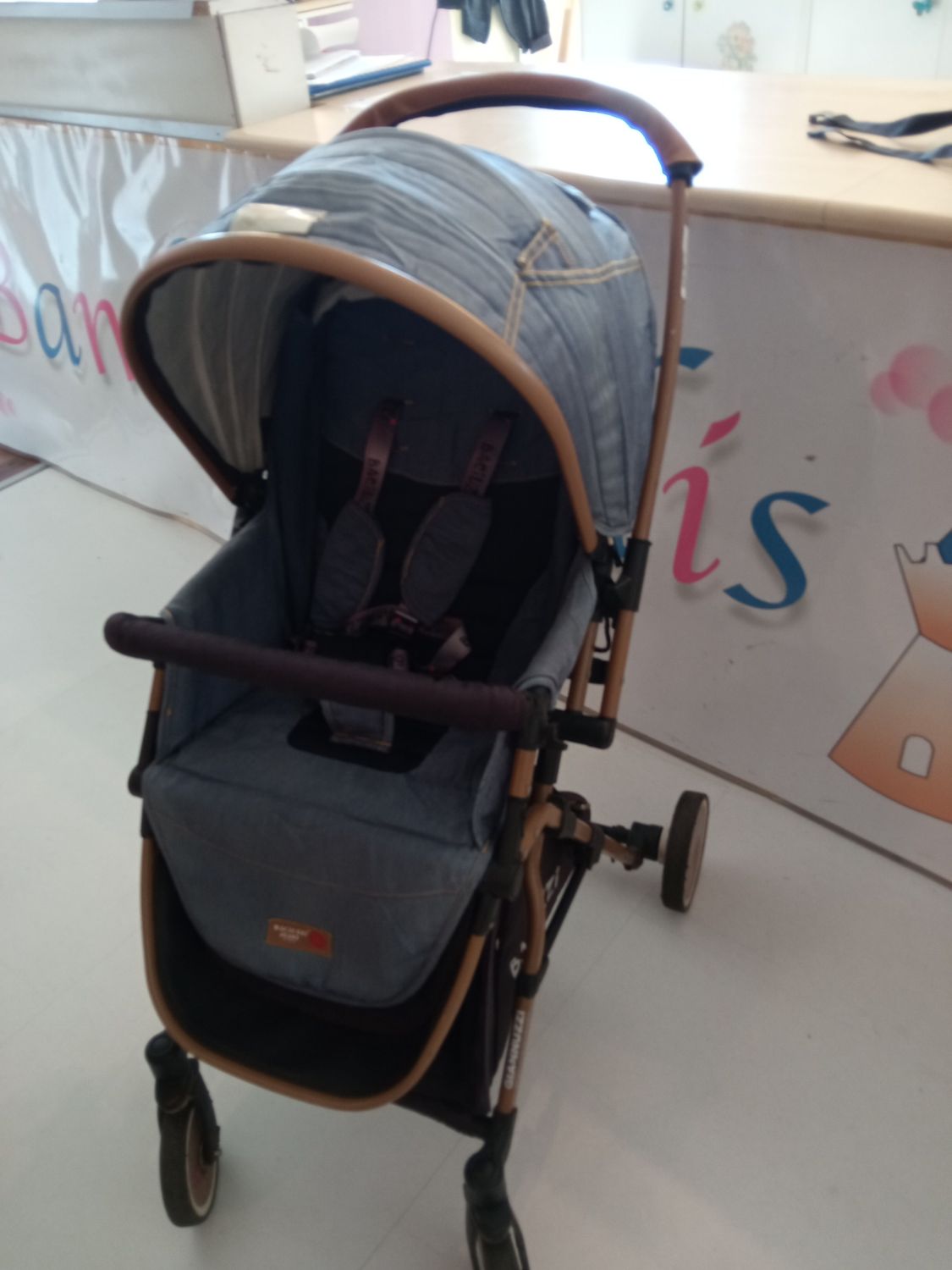 Passeggino Giannuzzi Baciuzzi jeans