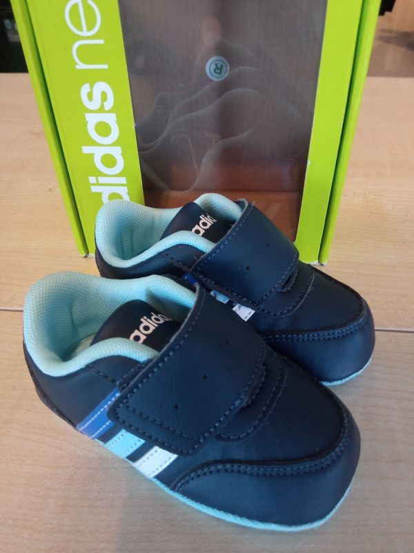Scarpe bimbo n.18 Adidas