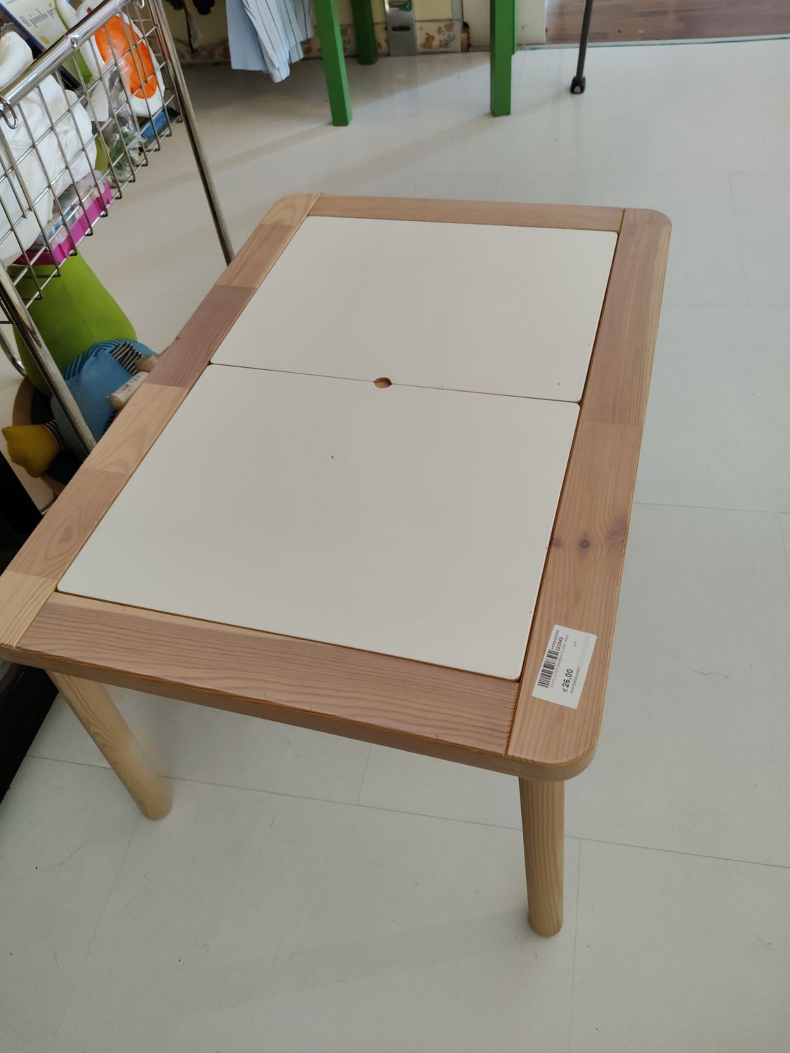 Tavolo per bambini Flisat Ikea