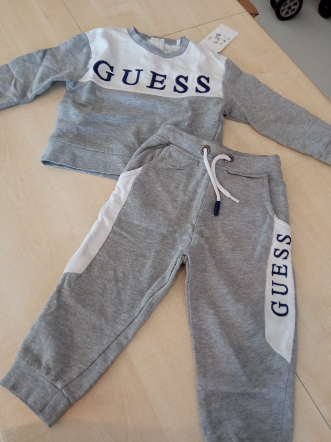 Tuta bimbo 12 mesi Guess