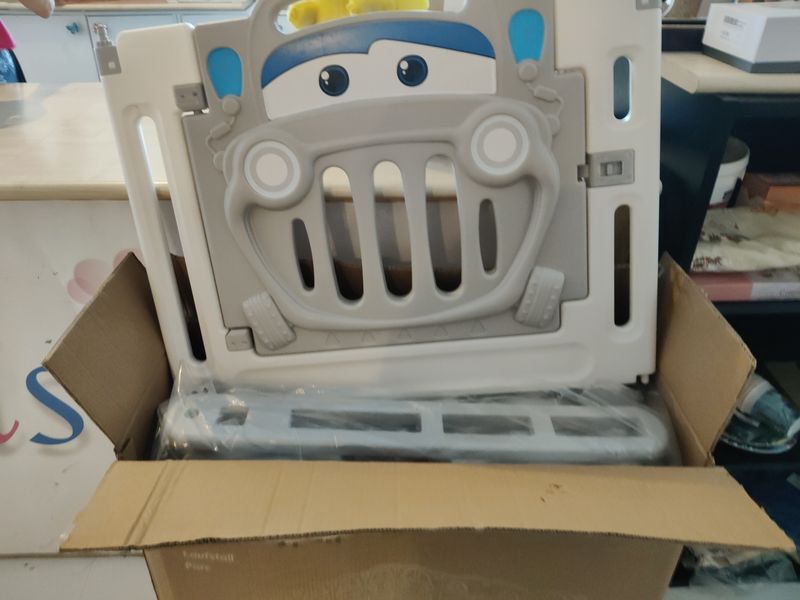 Recinto Ubravoo Car Playpen
