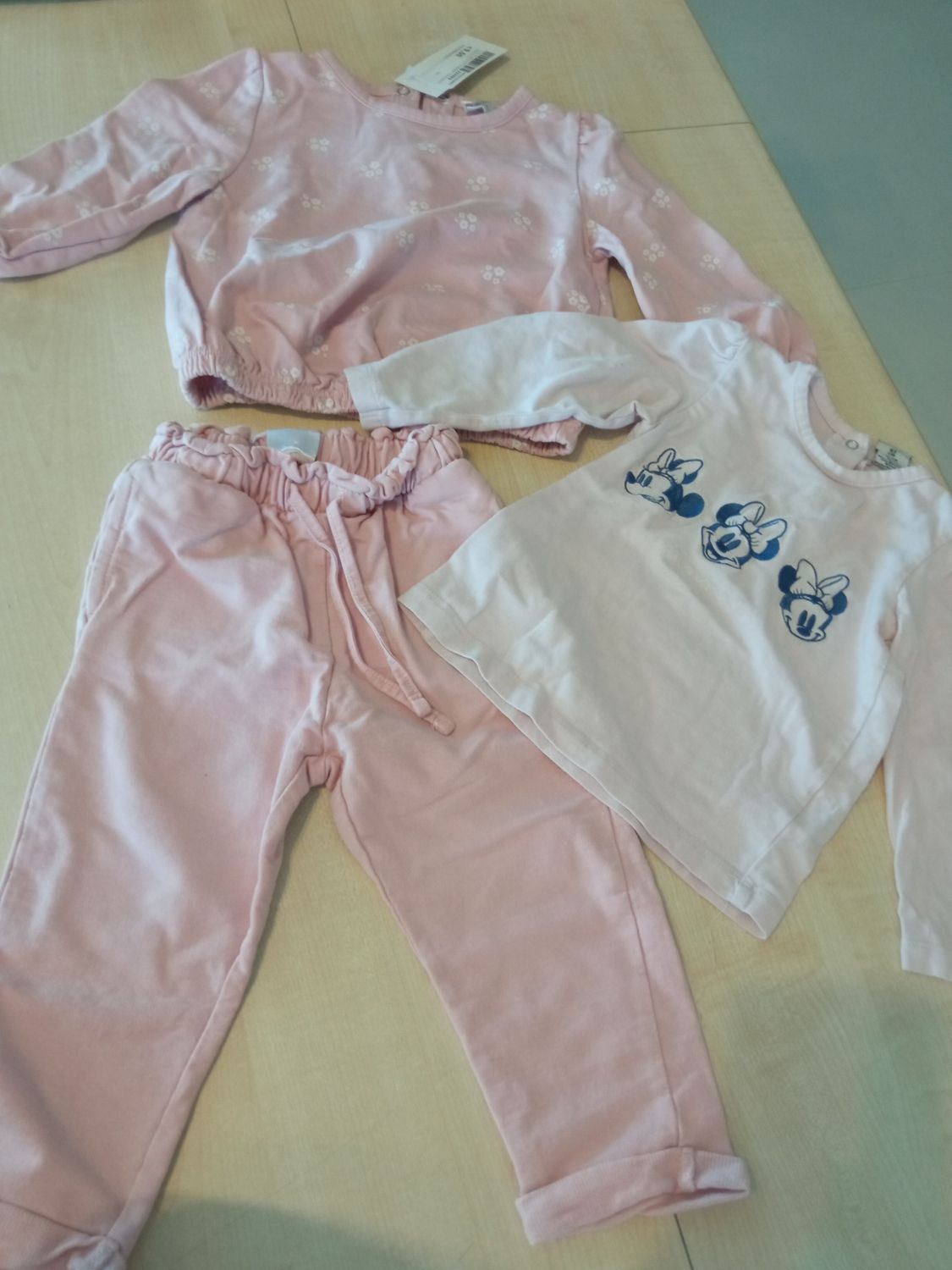 Tuta e maglietta bimba 12/18 mesi Prenatal