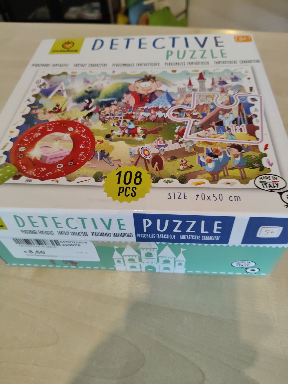 Detective puzzle