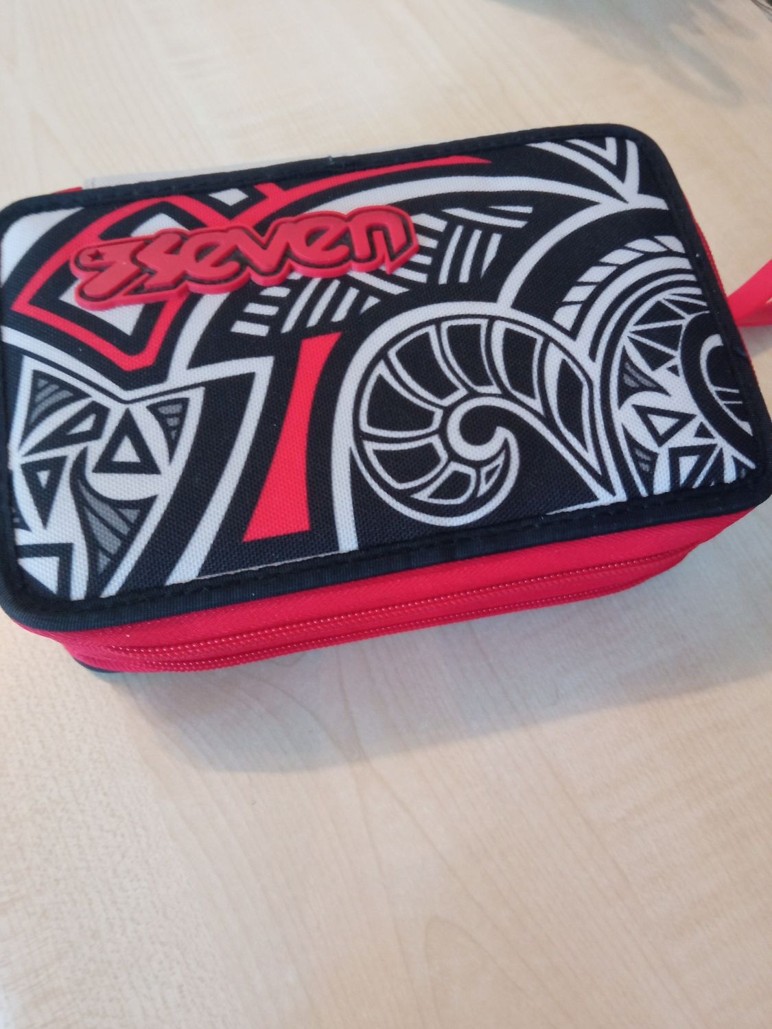 Astuccio Seven 3 zip