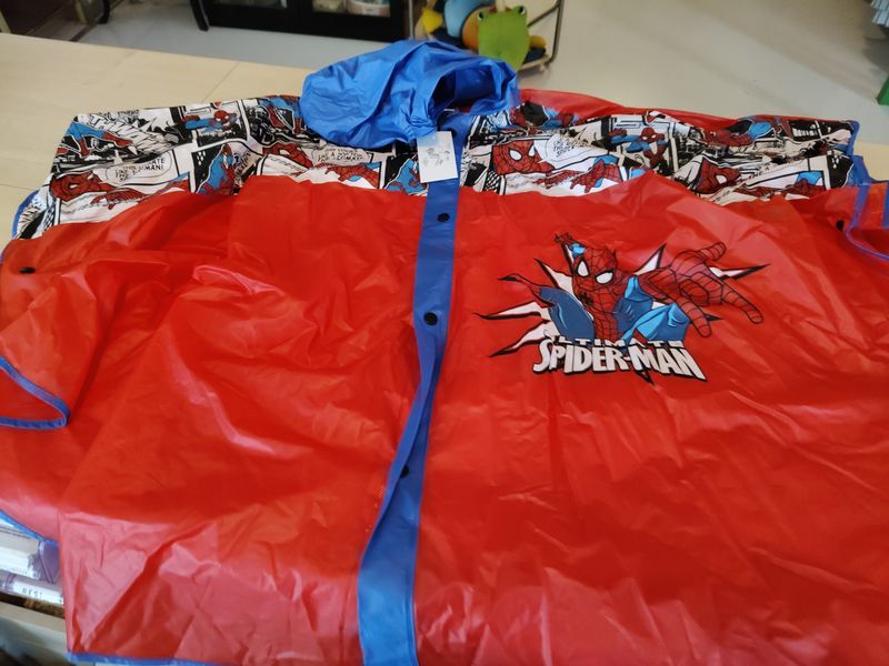 Mantella da pioggia bimbo 7/8 anni Spiderman