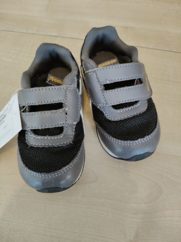 Scarpe bimbo n.22 Reebok