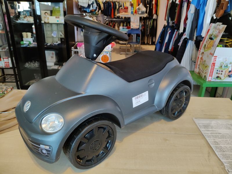 Macchina cavalcabile Beatle Junior Volkswagen
