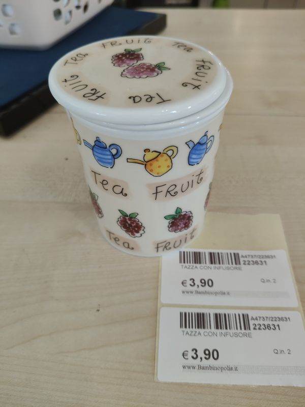 Tazza con infusore