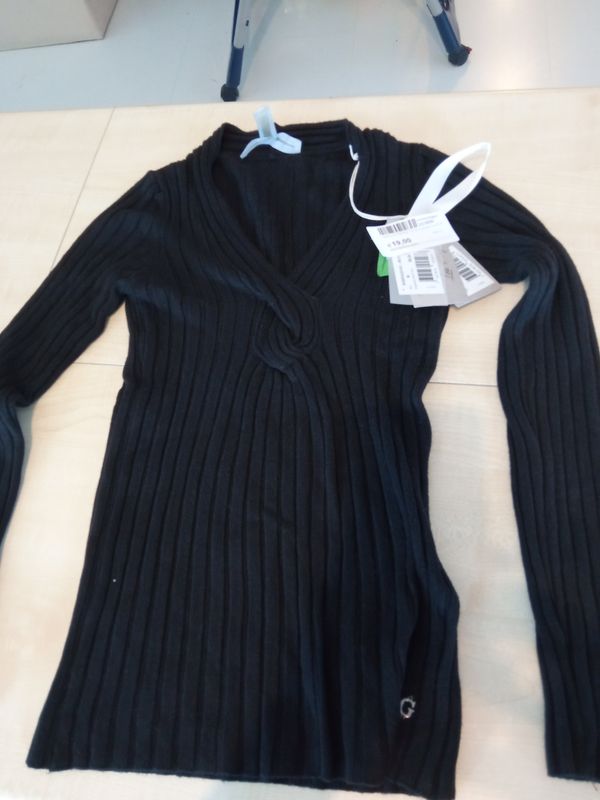Maglia donna tg M Guess nuova