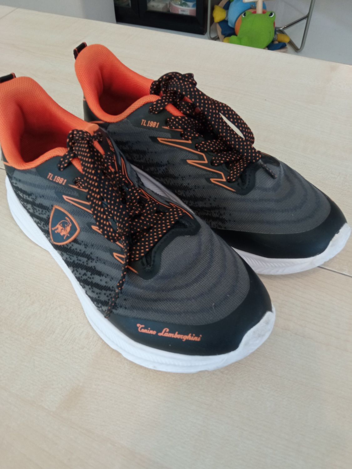 Scarpe bimbo n.37 Tonino Lamborghini