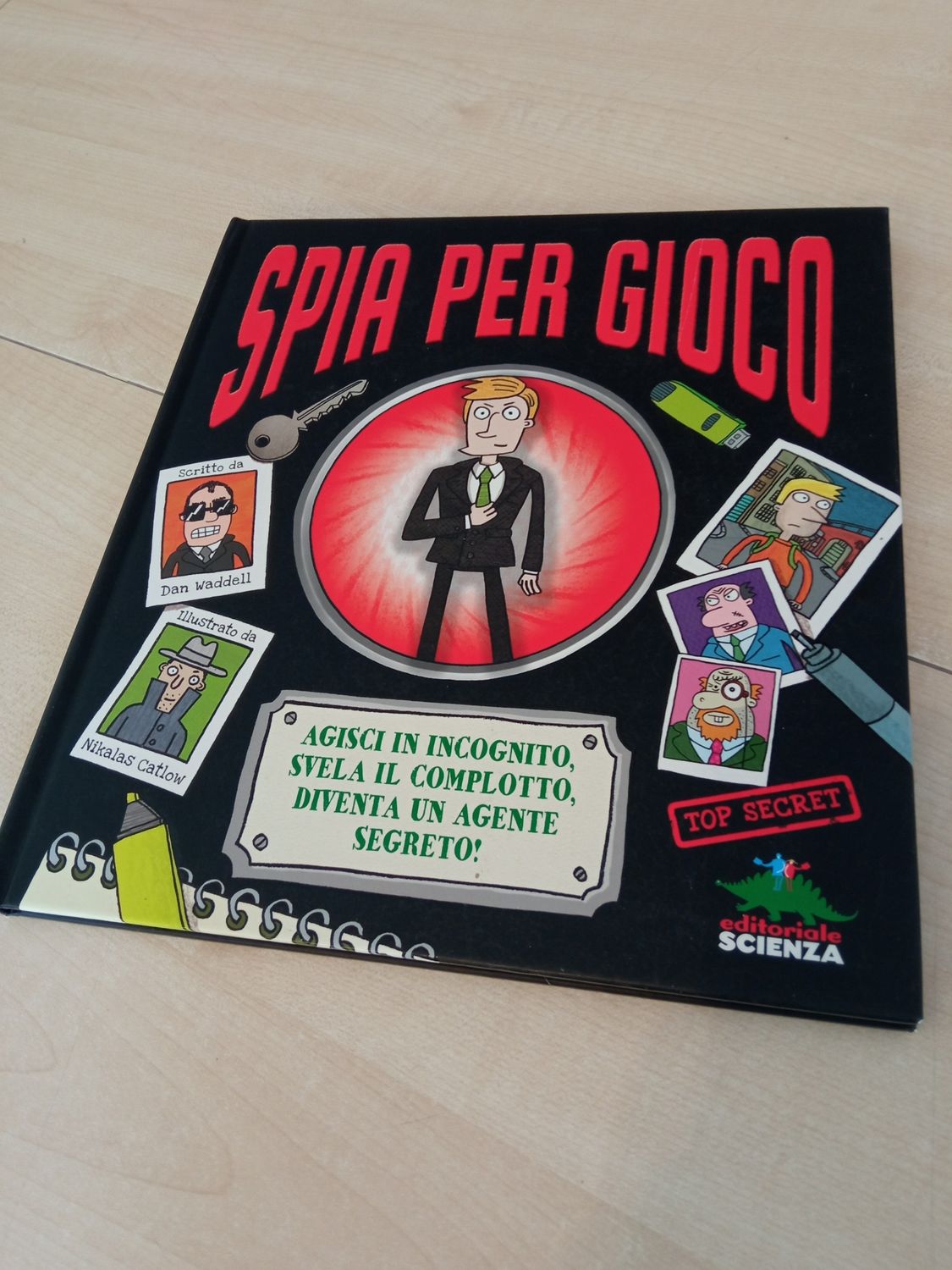 Spia per gioco