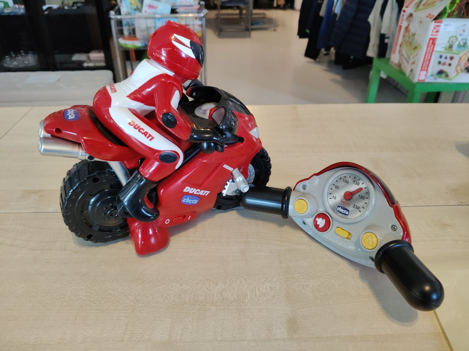 Moto Ducati Chicco radiocomandata