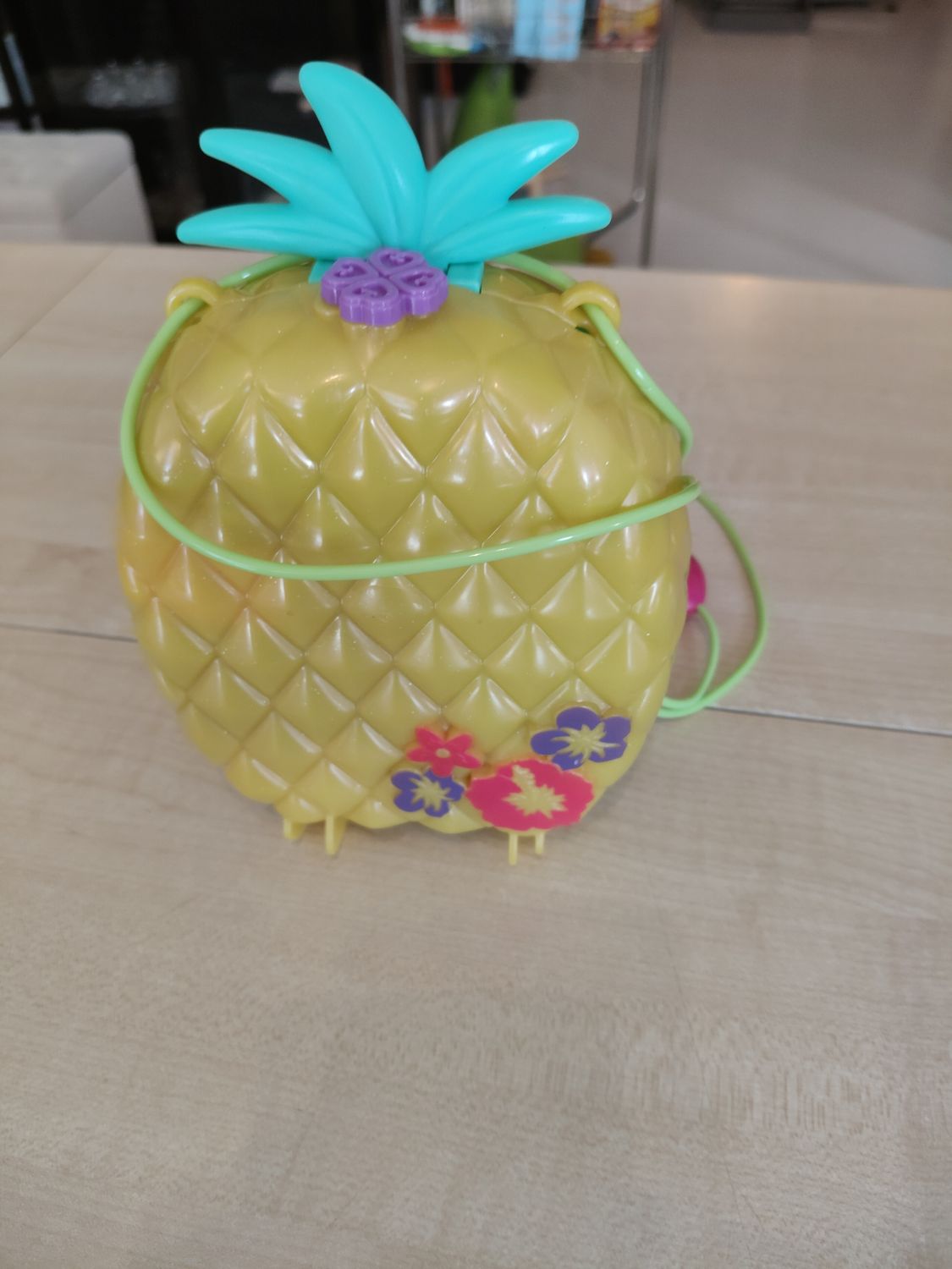 Ananas Polly Pocket