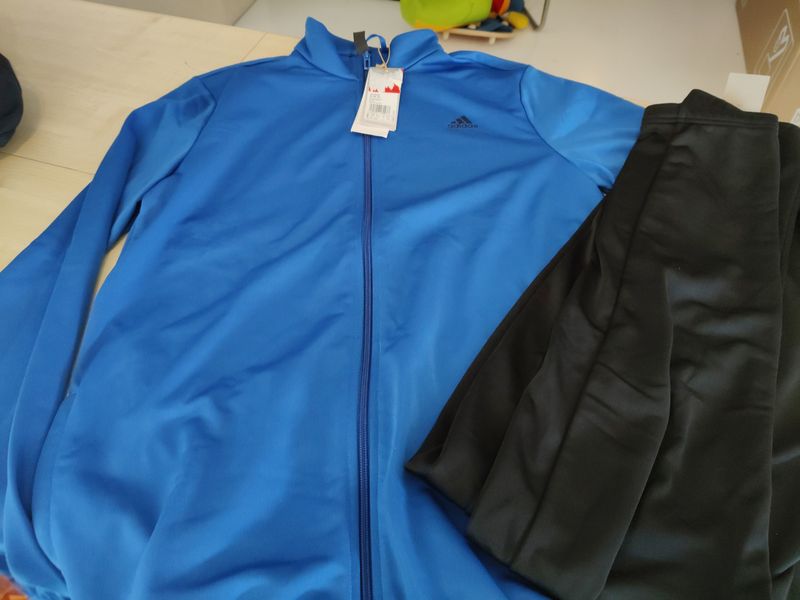 Tuta bimbo 15/16 anni Adidas nuova