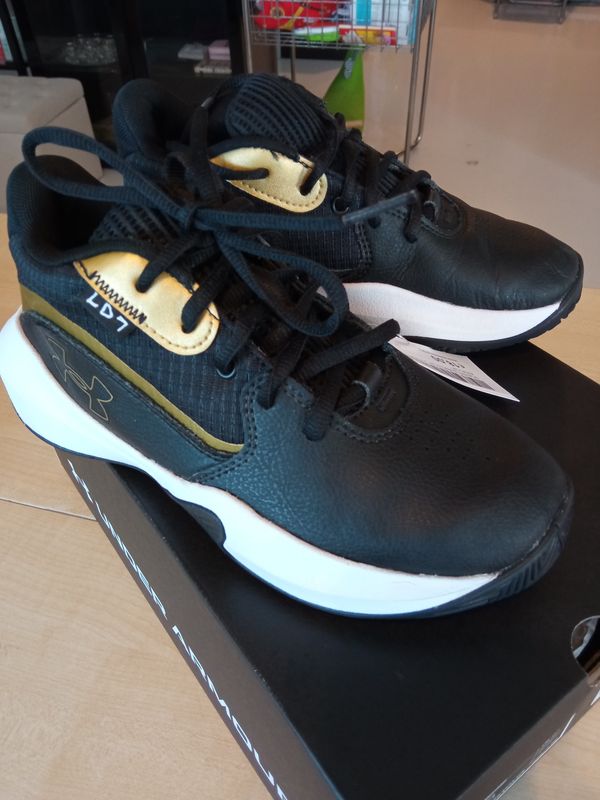 Scarpe bimbo n.34 Under Armour
