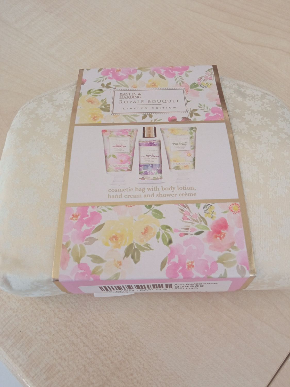 Kit bagno Baylis &amp; Harding nuovo