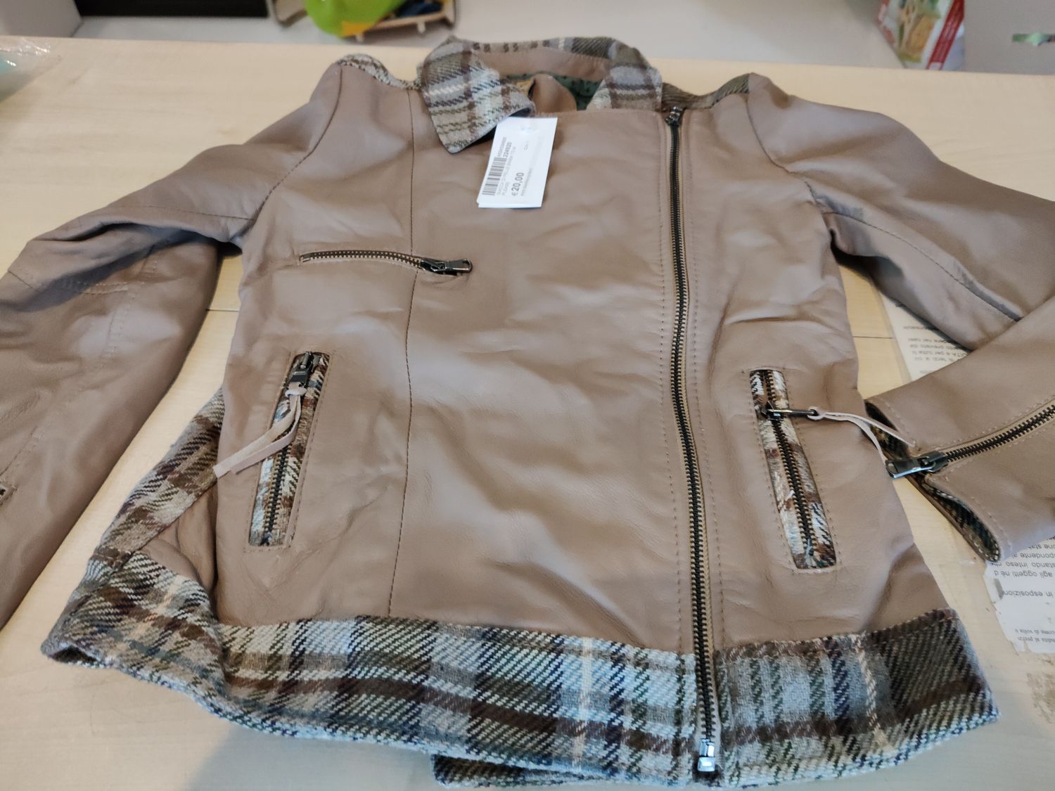 Giacca di pelle bimba tg M Please