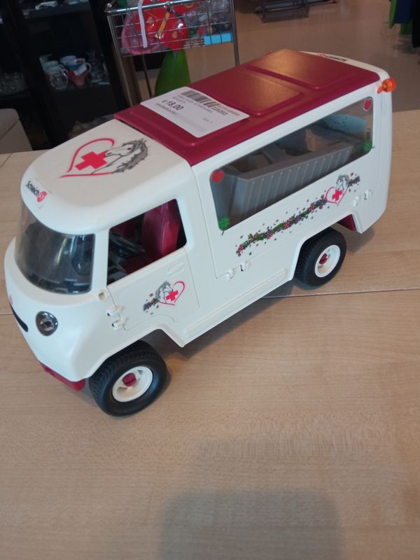 Ambulanda veterinaria Schleich