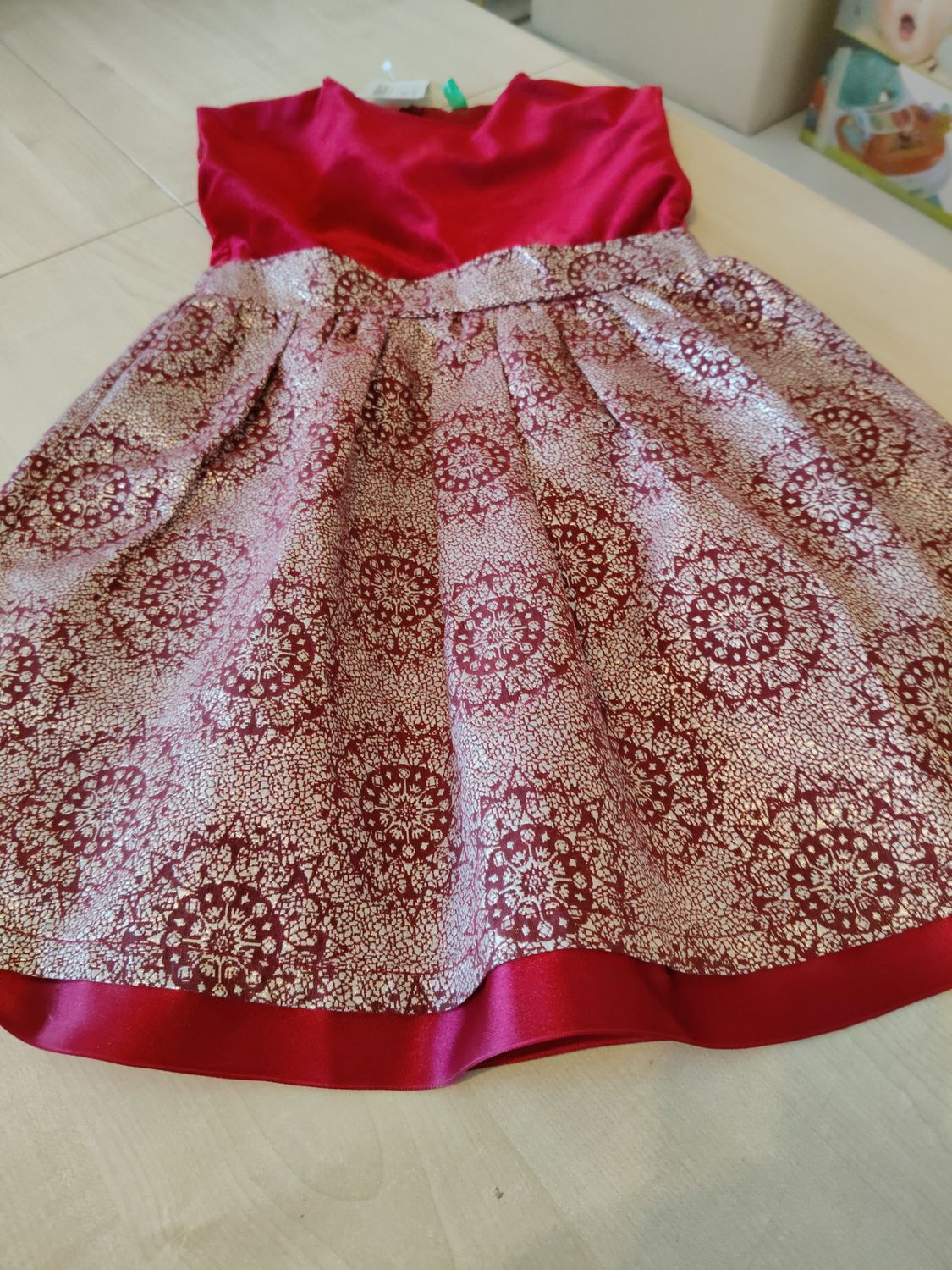 Vestito 4/5 anni Benetton