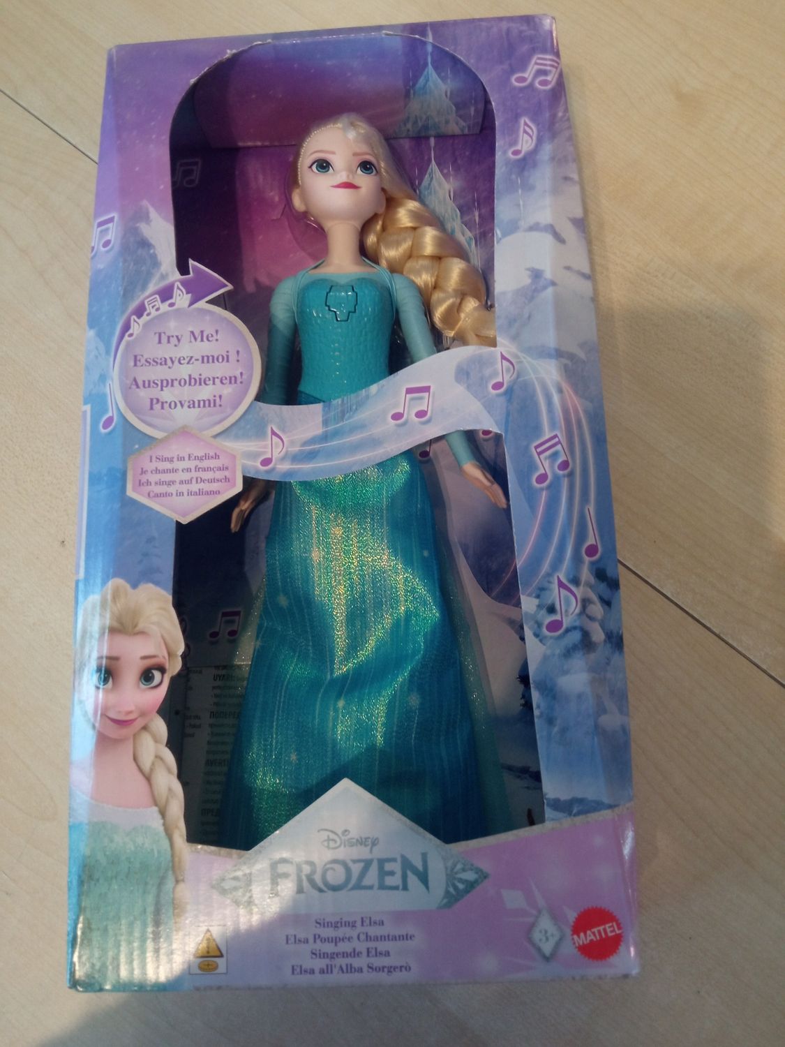 Bambola Elsa sonora nuova