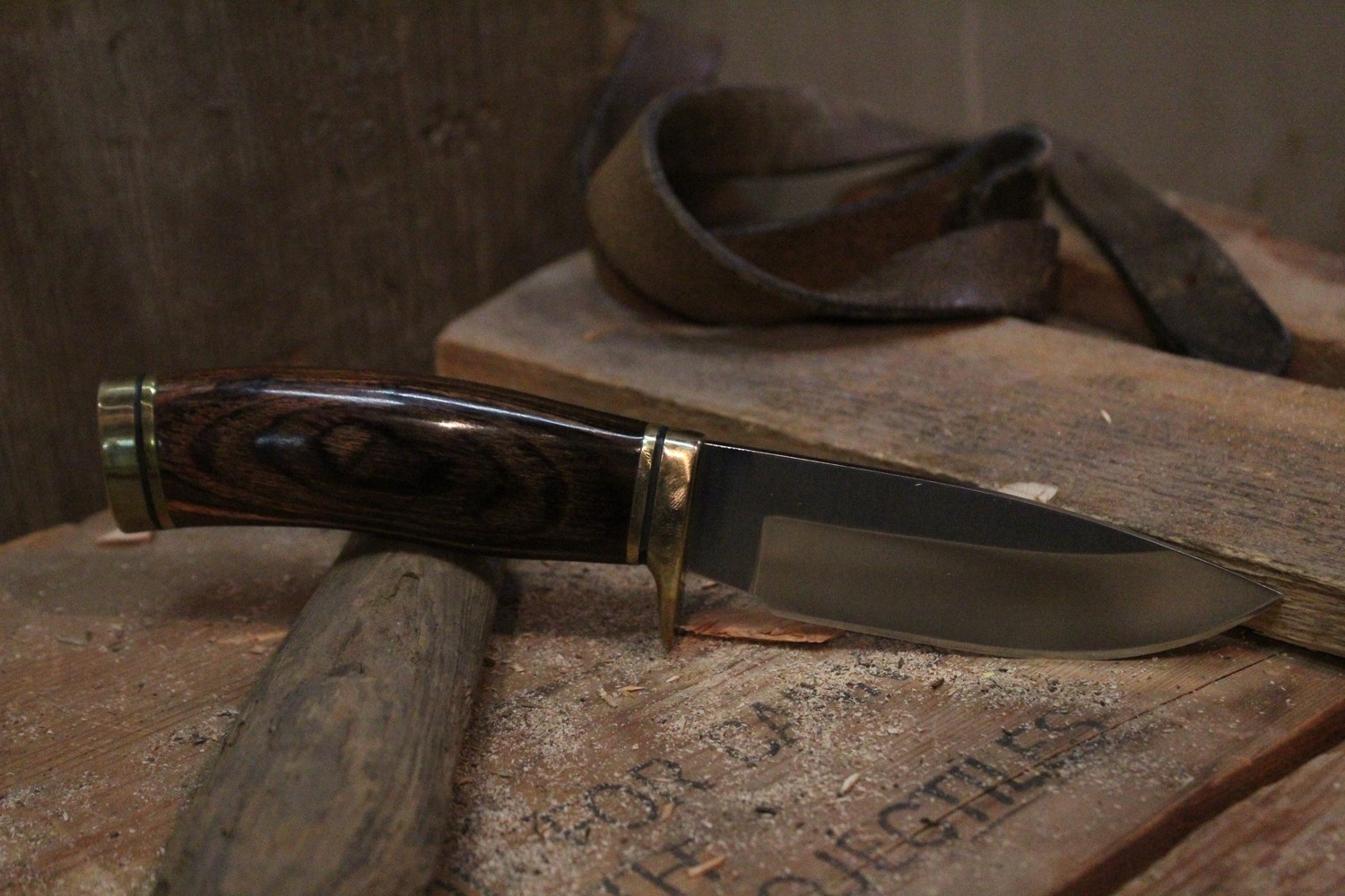 Buck Vanguard 4.25&quot;  Fixed Blade Knife, Walnut / Satin ( Pre Owned )