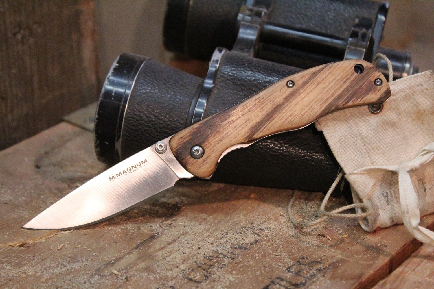 Boker Magnum Backpacker 2.75&quot; Liner Lock Knife, Oak / Satin ( Discontinued )