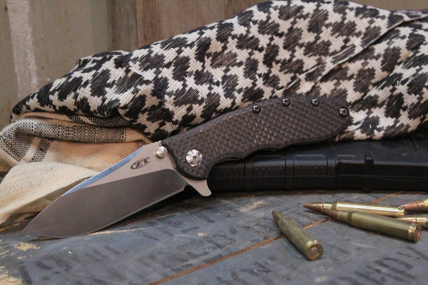 Zero Tolerance 0562 Hinderer 3.5&quot; Flipper Knife / Black Carbon Fiber / Polished M390 (Pre-Owned)