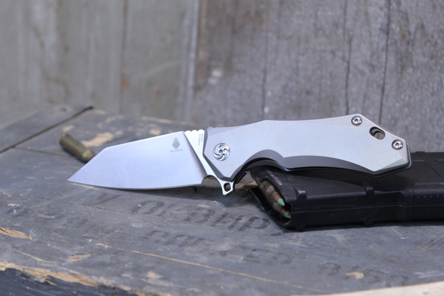 Kizer Uprising 3.6&quot; Wharncliffe Frame Lock Knife, Titanium / Satin