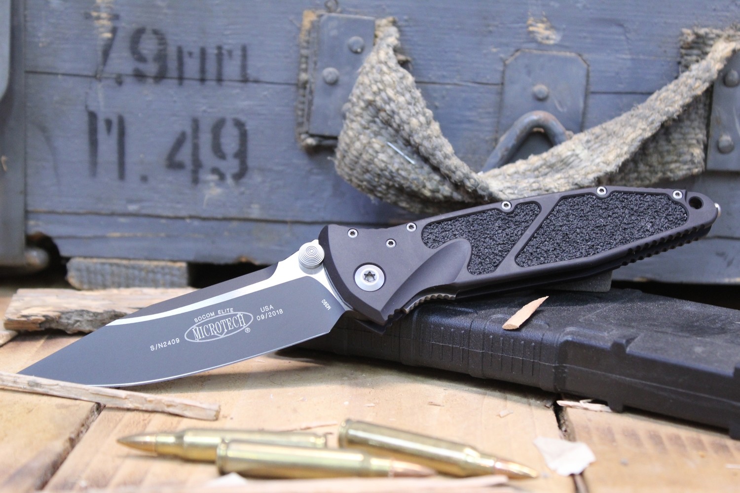Microtech Socom Elite 4&quot; Manual Knife, Black / Two Tone