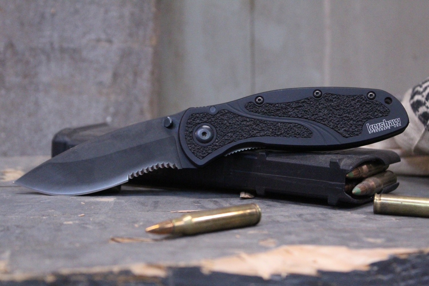 Kershaw Blur 3.375&quot; Assisted Opening Knife Black, Black Serrated ( Pre Owned )