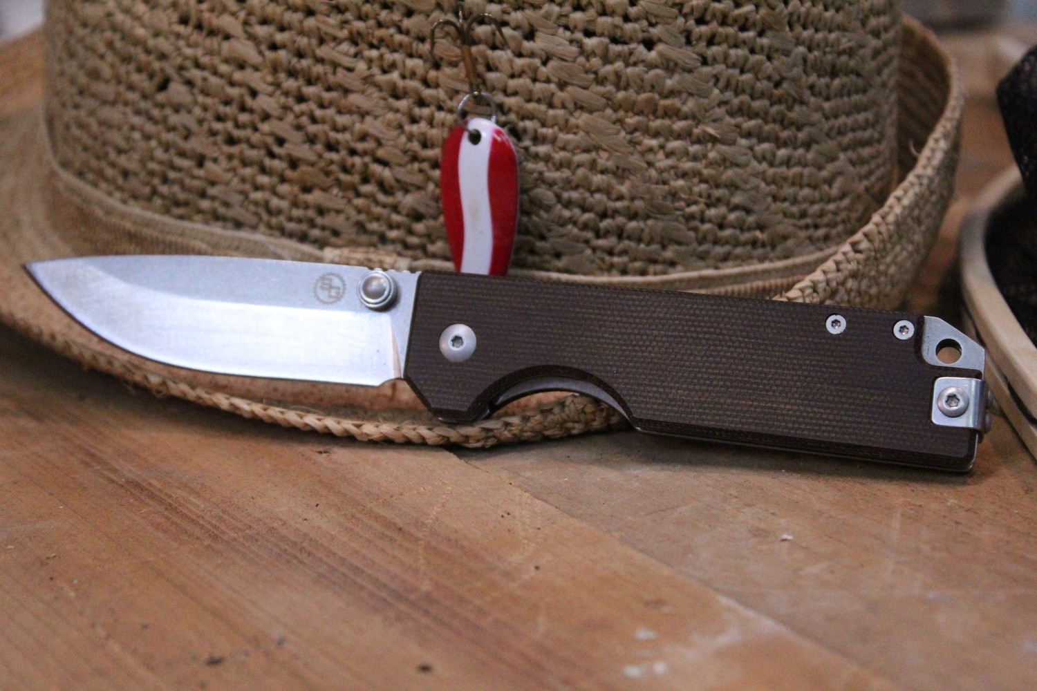StatGear Ausus 3.5&quot; Liner Lock Folding Knife, Brown Micarta / Satin D2 ( Pre Owned )