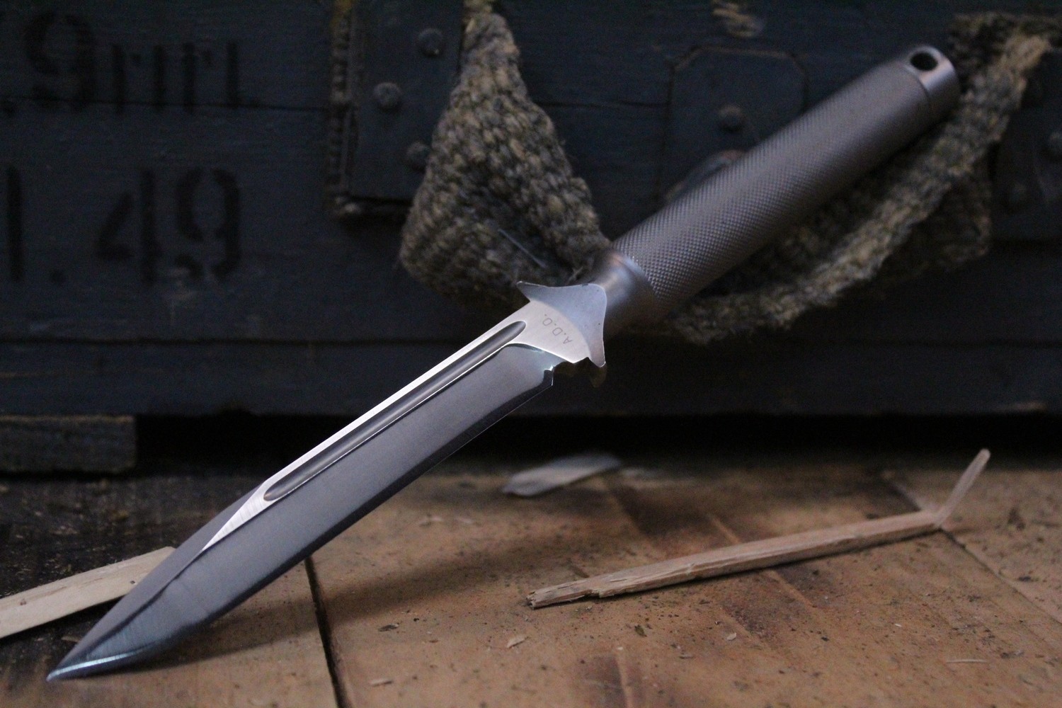 Microtech A.D.O. Knife S/E 4.5&quot; Fixed Blade, Bead Blast / Plain ( Pre Owned )
