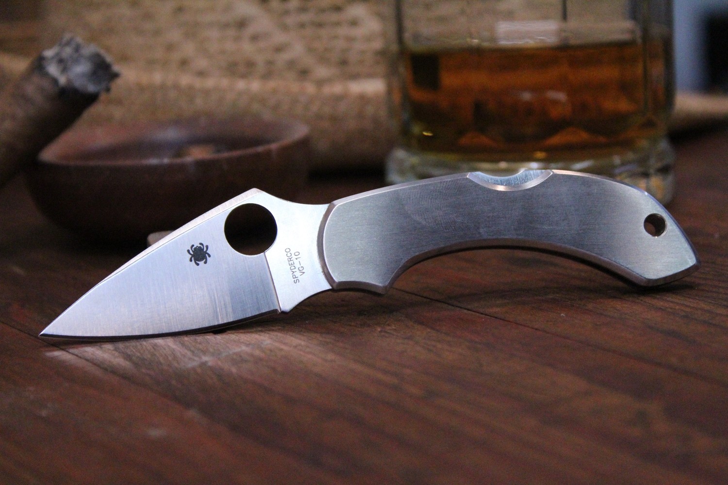 Spyderco Dragonfly 2.3&quot; Lockback Knife / Black FRN / Satin VG10 (Pre Owned)