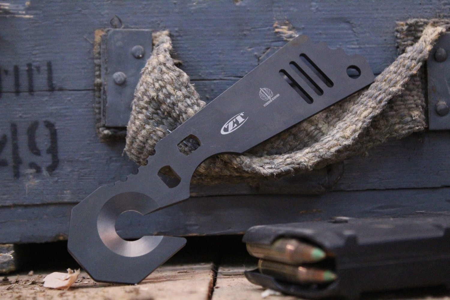 Zero Tolerance JB1 Shroud Cutter 6&quot; Rescue Hook, Black /  Black  Sheath (Pre-Owned)