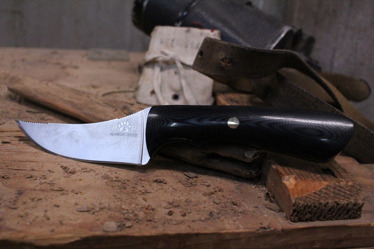 R&R Alaska Trailing Point 3.5" Fixed Blade Knife, Black Micarta / Satin CPM-S30V