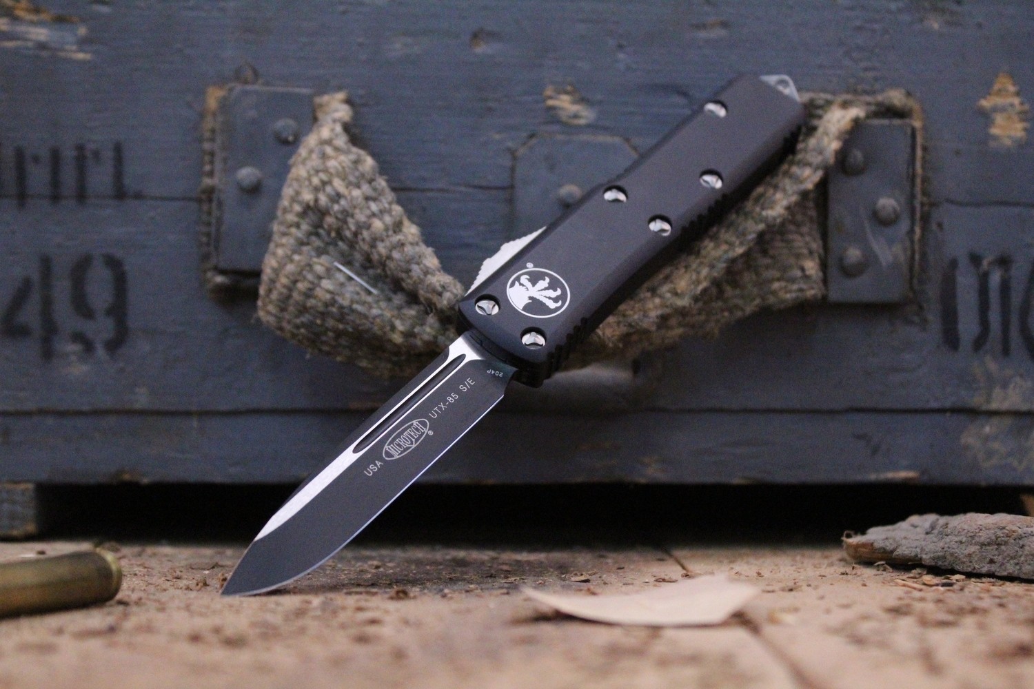 Microtech UTX-85 S/E 3.125&quot; OTF Automatic Knife, Black / Two Tone