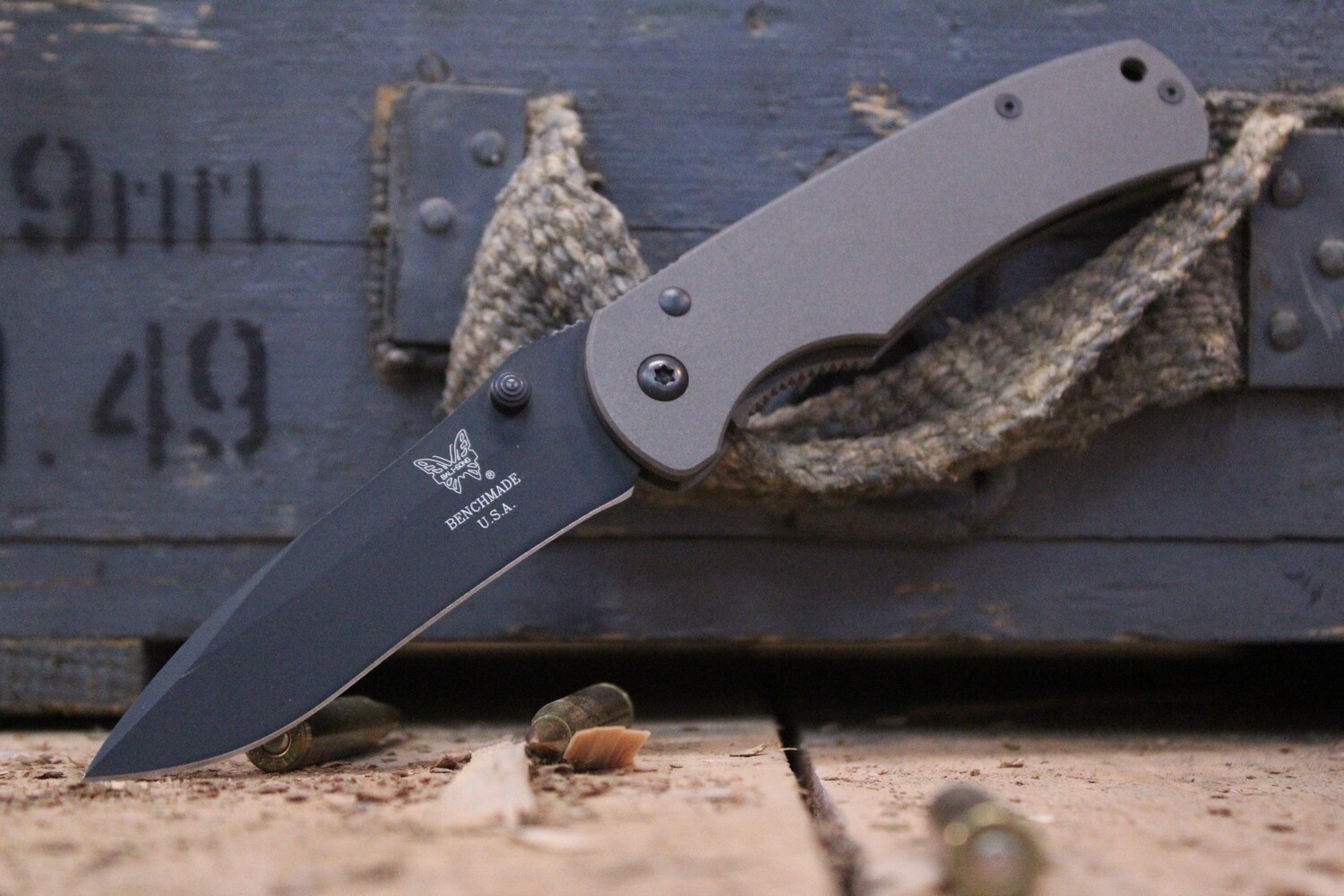 Benchmade Pinnacle 3.75&quot; Classic Frame Lock Knife / Bead Blast Titanium / Black (Pre-Owned)