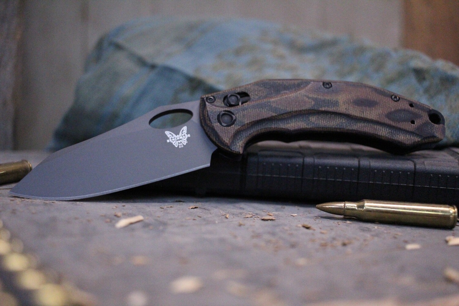 Benchmade Mini Loco 3.38&quot; Limited Edition AXIS Lock Knife / Python Micarta / Gray (Discontinued)