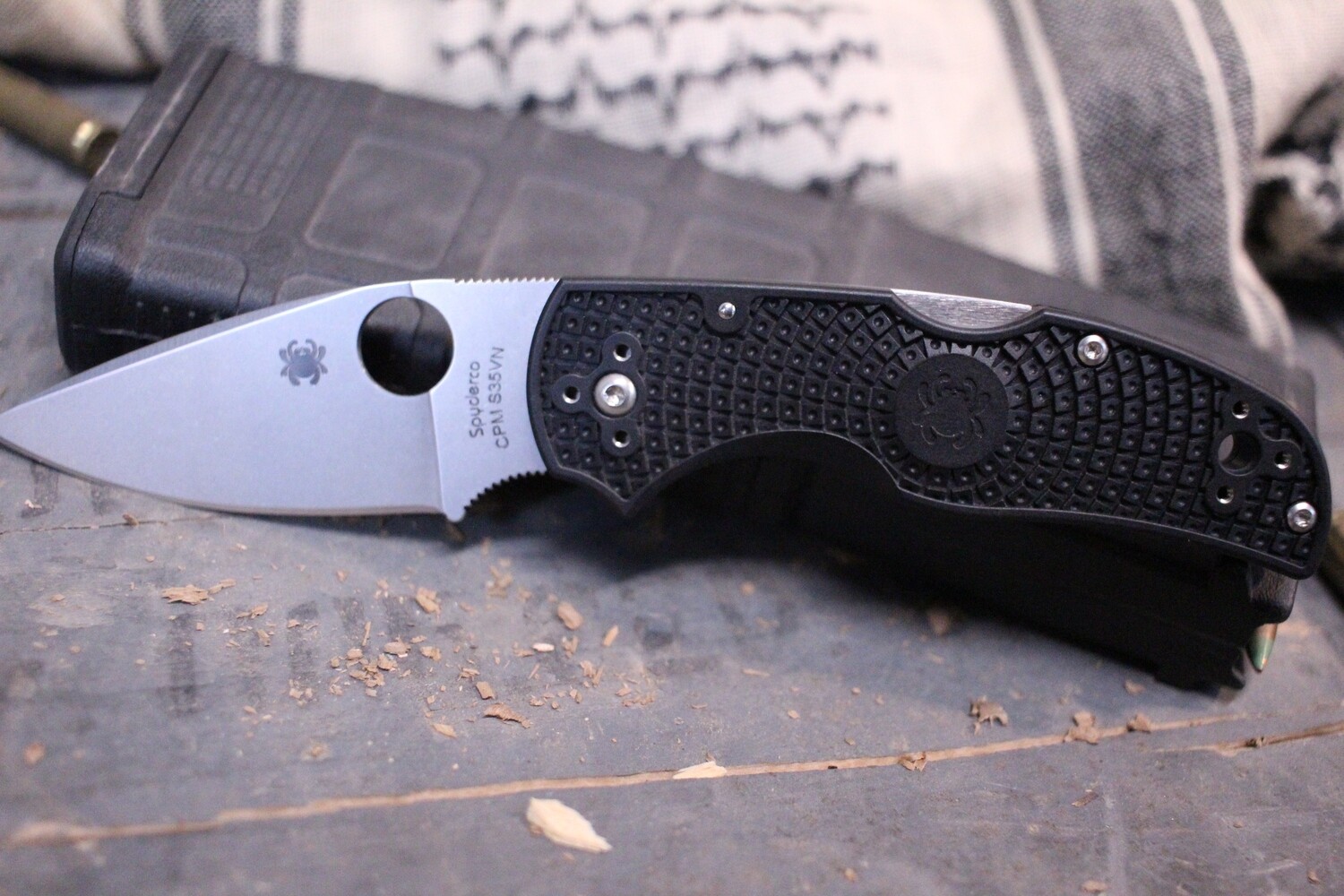 Spyderco Native 5 LW 3&quot; Folding Knife, Black FRN / Satin ( Pre Owned )