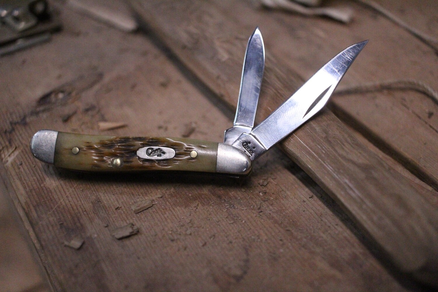 Case Peanut Two Blade / Bone / Satin ( Pre Owned )