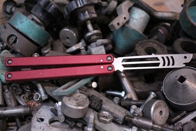 Squid Industries Mako Balisong Trainer, Red / Stone Wash ( Pre Owned )