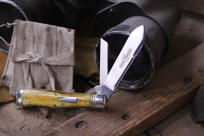 Great Eastern Cutlery Eureka Jack, Antique Goldenrod Camel Bone ( Pre Owned )