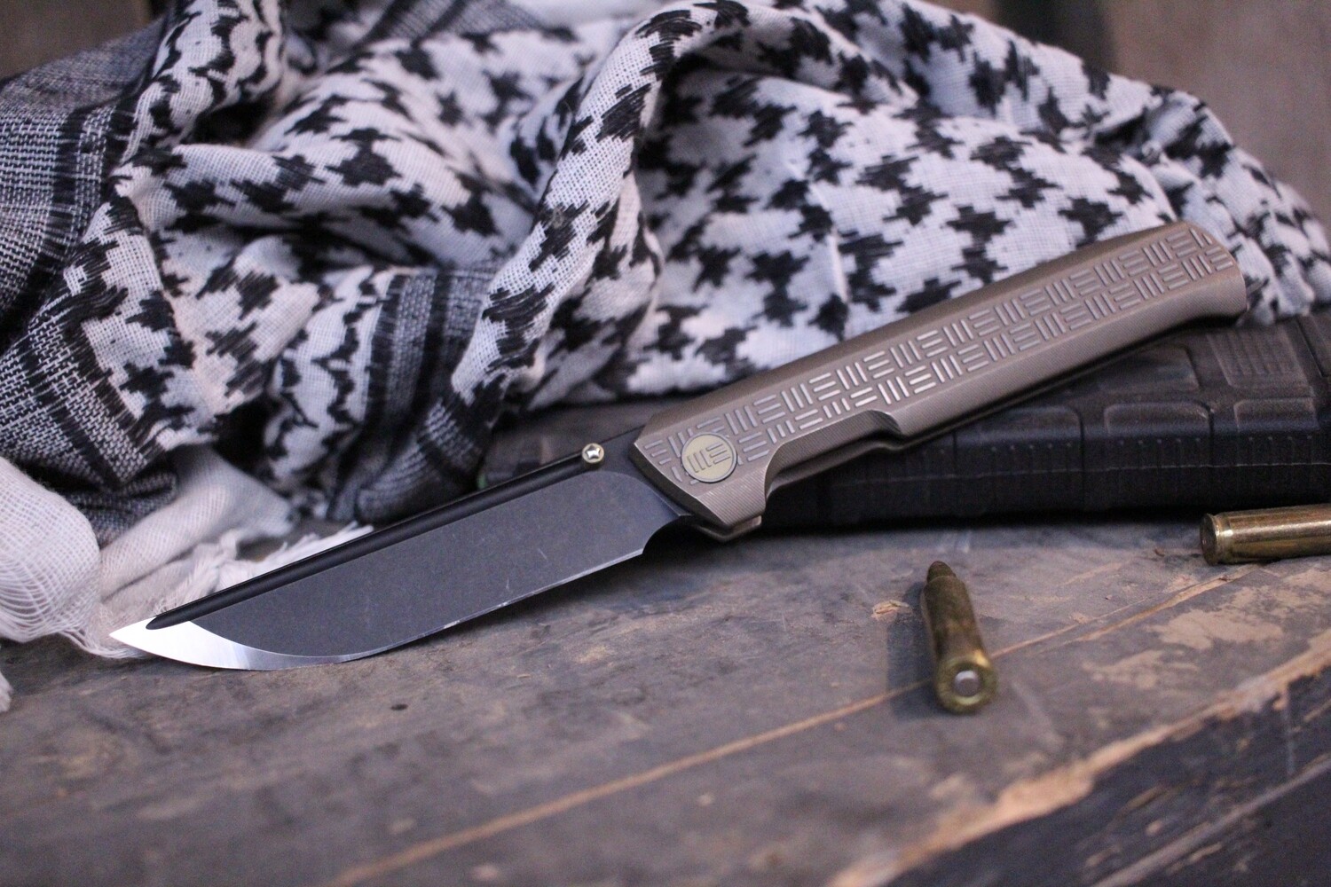 WE Knife Co. Straight Up 3.9&quot; Frame Lock Knife, Bronze Ti / Black ( Pre Owned )