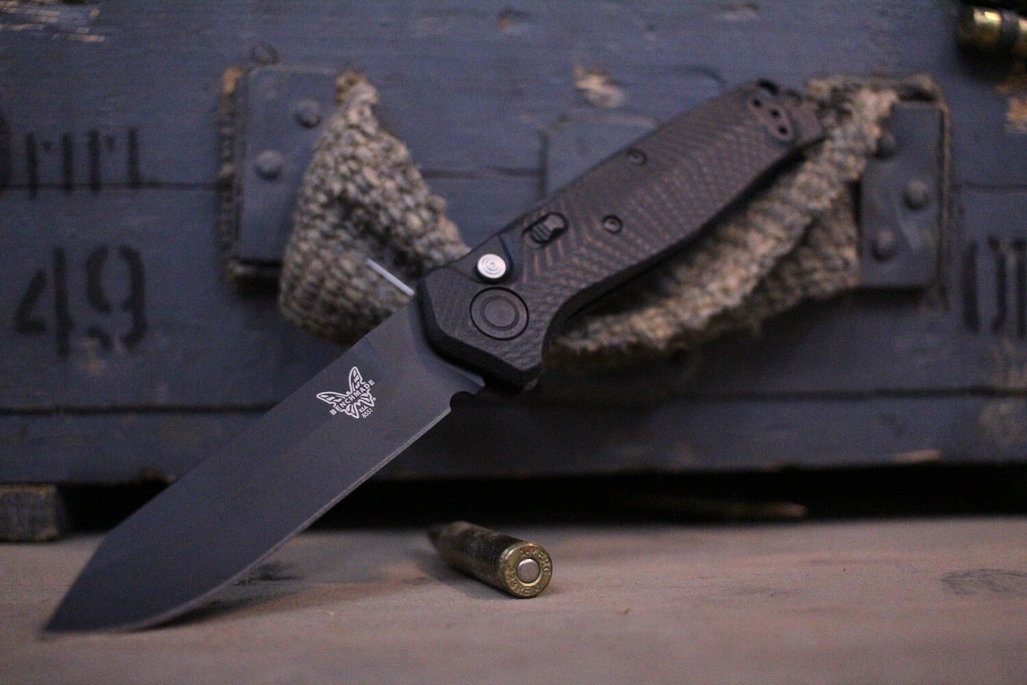 Benchmade Mediator 3.3” Automatic Knife, Black G10 / Black Reverse Tanto S90V