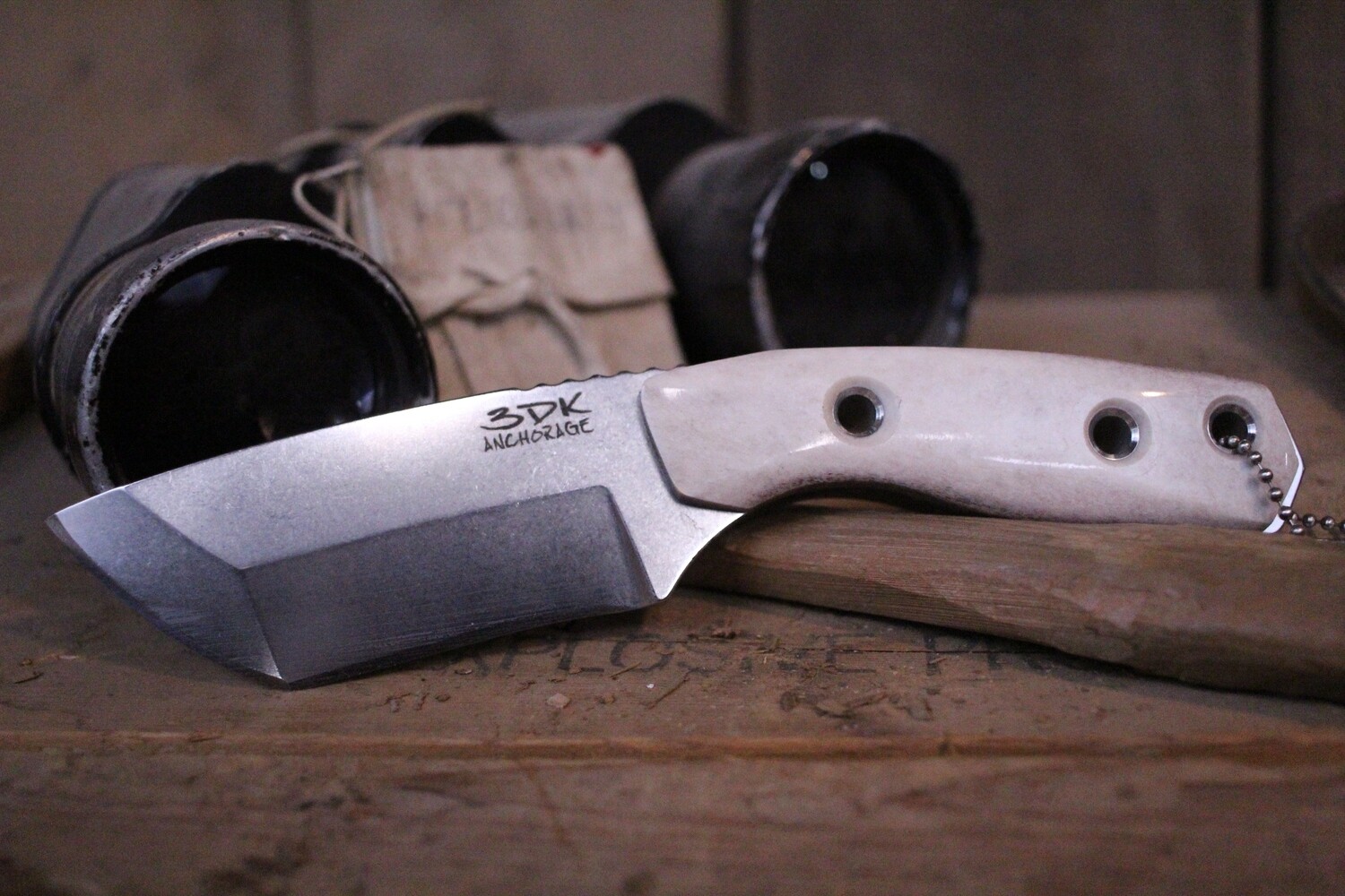 3DK Riot 3.7&quot; Fixed Tanto Point, K110 Blade / Caribou (Reindeer) Antler Handle