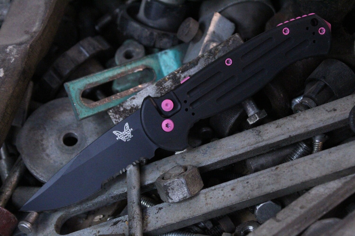 Benchmade AFO II 3.56&quot; Automatic Knife / Black Serrated / Custom Prison Pink Cerakote Hardware
