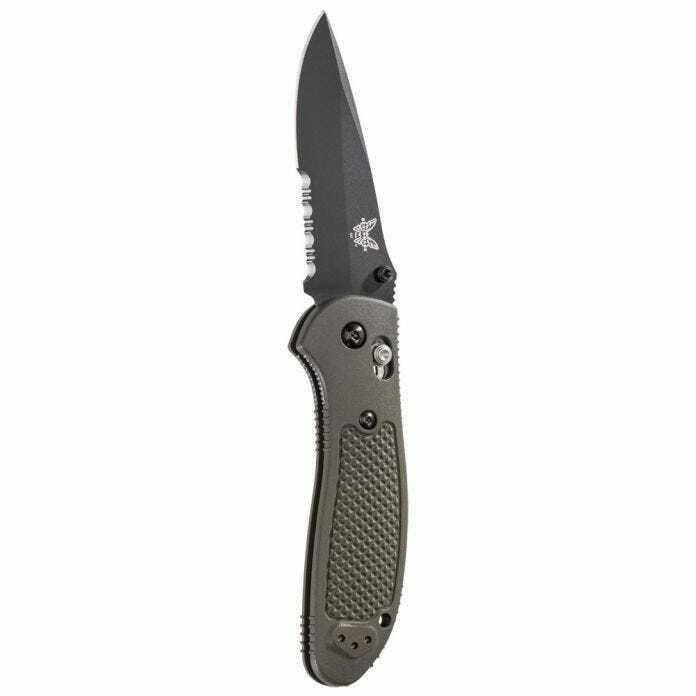 Benchmade Griptilian 3.45&quot; AXIS Lock Knife / Black Serrated / OD Green / S30V ( Discontinued )