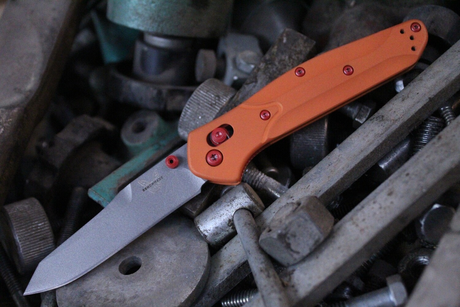 Benchmade Osborne 3.4&quot; AXIS Lock Knife / Custom Orange &amp; Red Cerakote / S30V