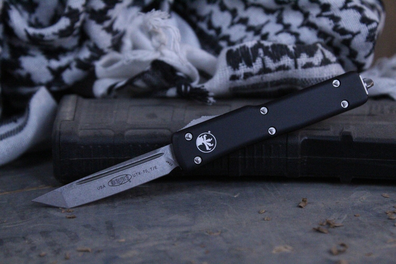 Microtech UTX-70 Tanto Edge 2.41&quot; OTF Automatic Knife, Stone Wash / Black