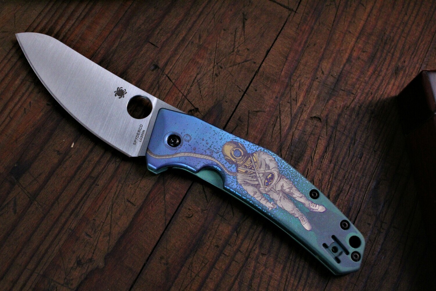 Spyderco ColorfulFilth Edition SpydieChef 3.3&quot; Frame Lock Knife, Artwork Anodized Titanium/ Satin